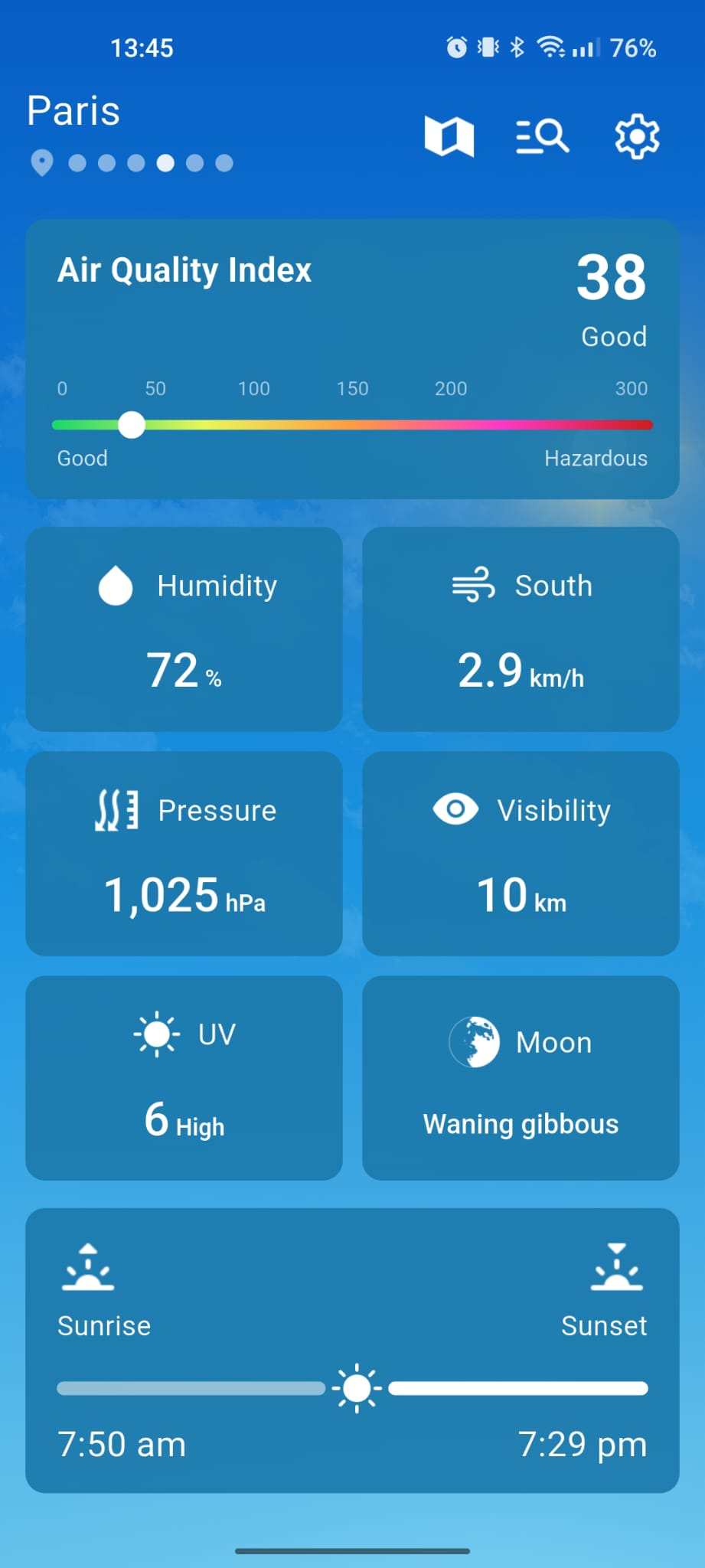 Detailbildschirm von Météo mit Luftfeuchtigkeit, Wind, Luftdruck, Sicht, UV, Mond und Sonnenzeiten